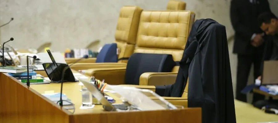 Cadeira STF