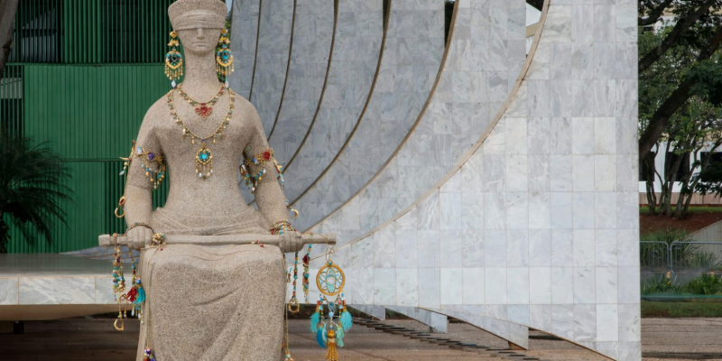 Matheus Casimiro & Felipe Viégas, Processo Estrutural em Vertigem (Dall-e)